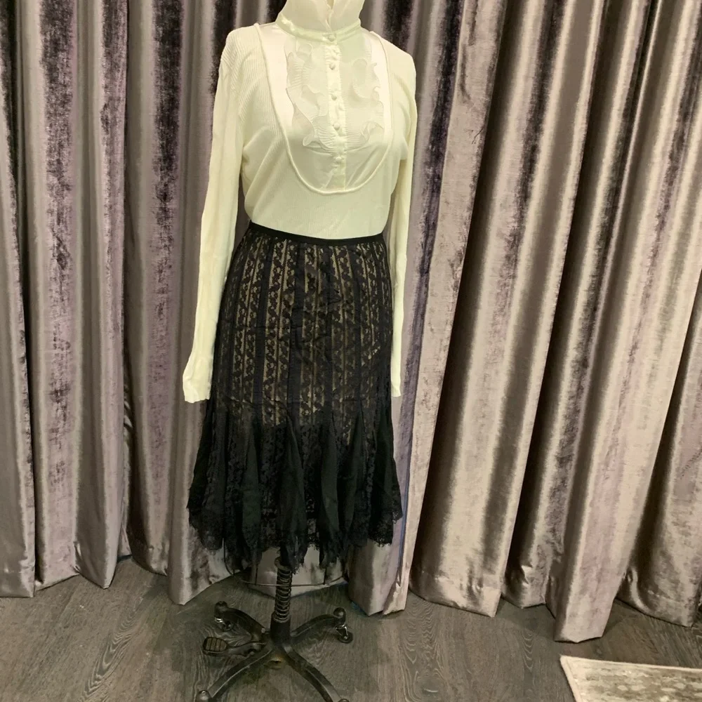 Chic blouse - Picture 3 of 3